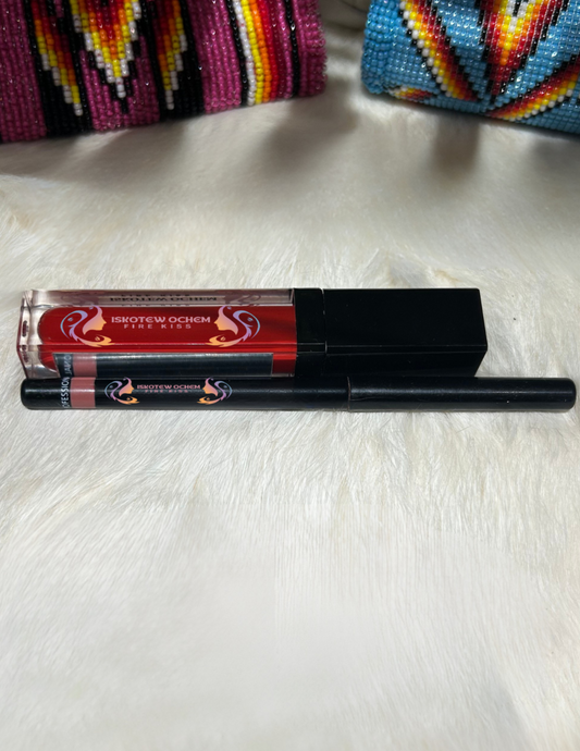 Astum Matte Lipstick &  Lip Liner